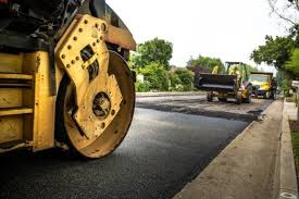 Best Recycled Asphalt Driveway Installation  in Ferrysburg, MI